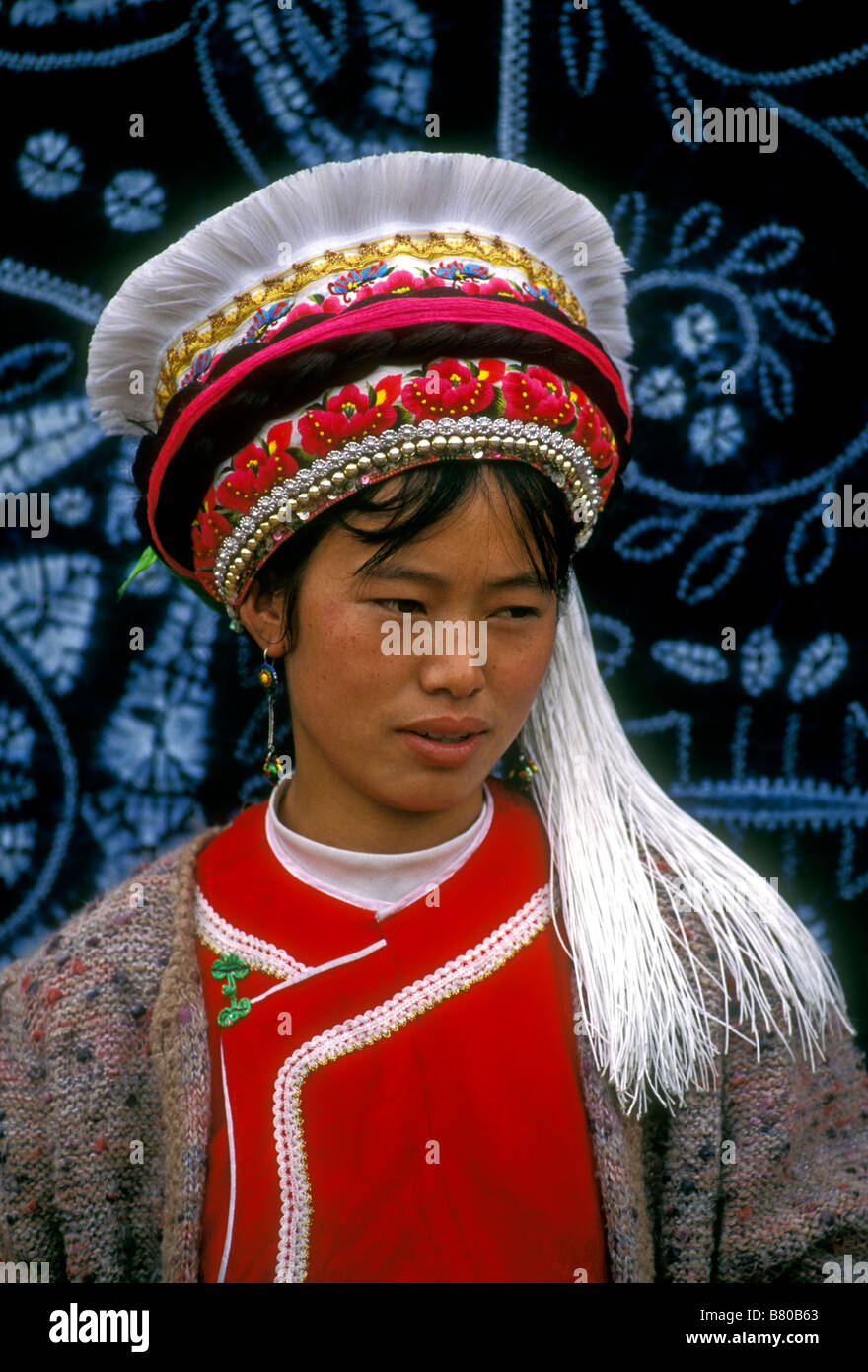 1, one, Chinese woman, Bai woman, Bai people, Bai ethnicity, ethnic