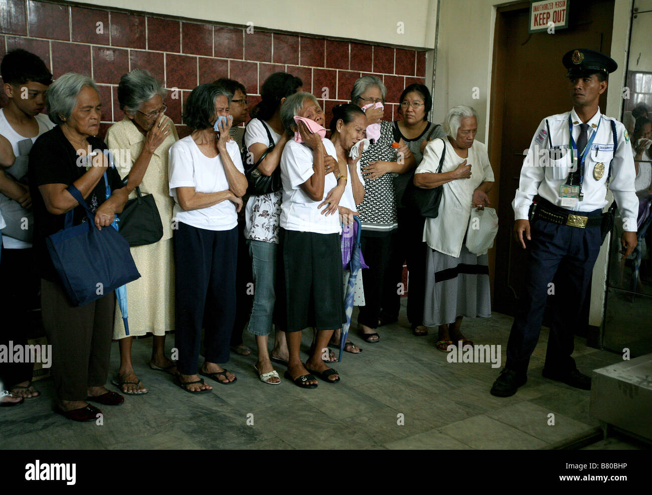 PHILIPPINES Manila A Chinese funeral in the The Manila Chinese Cemetery