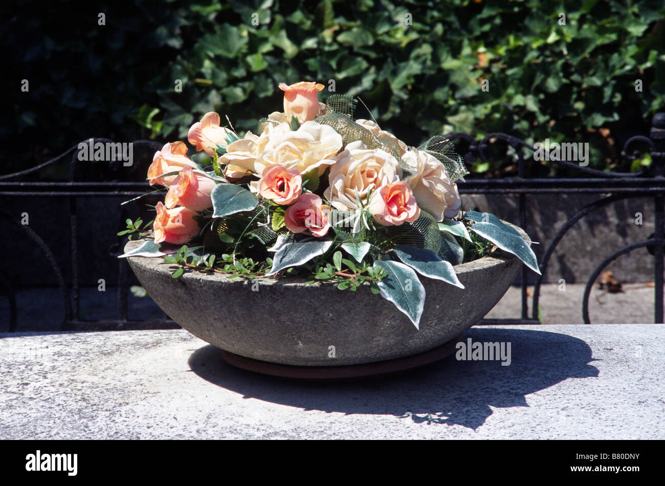 Stone Vase At The Grave Stock Photo 22138423 Alamy