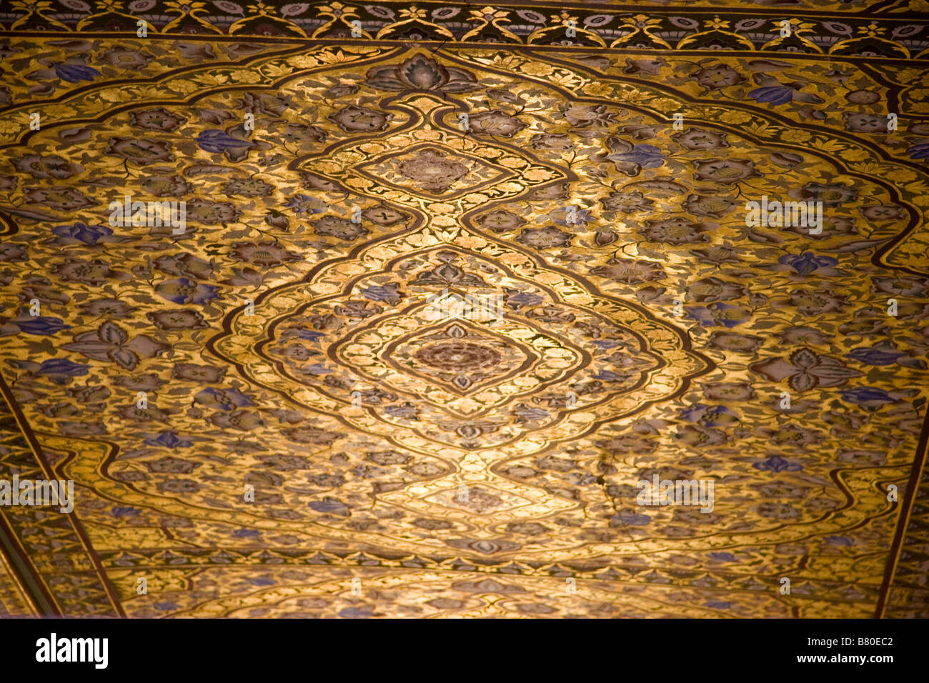 Ceiling patterns hi-res stock photography and images - Alamy
