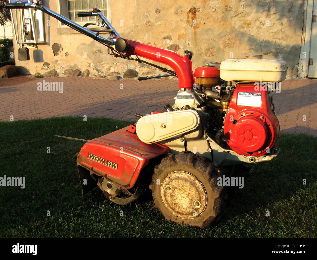 Honda garden rotavator sales