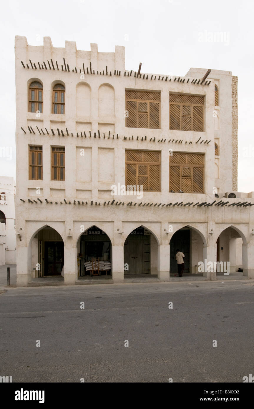 Souq Waqif area, Doha, Qatar. Traditional shophouse Stock Photo Alamy