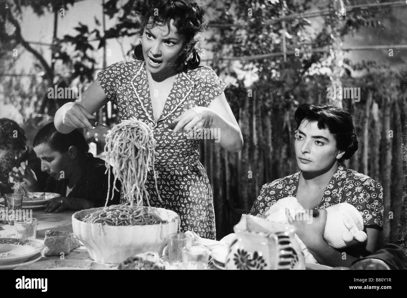 Pain amour et jalousie Pane, amore e gelosia  Year: 1954 - Italy Gina Lollobrigida  Director: Luigi Comencini Stock Photo