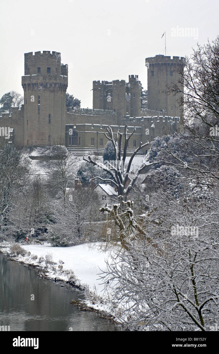Warwick castle in winter warwickshire hires stock photography and