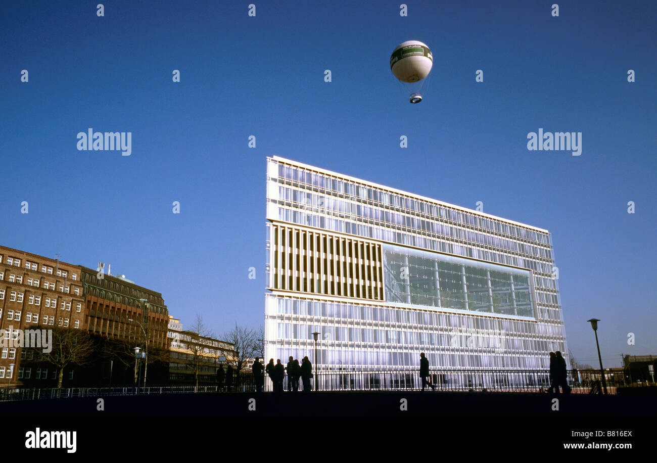 Feb 6, 2009 - ZDF Hamburg television office and studios in the German city of Hamburg. Stock Photo