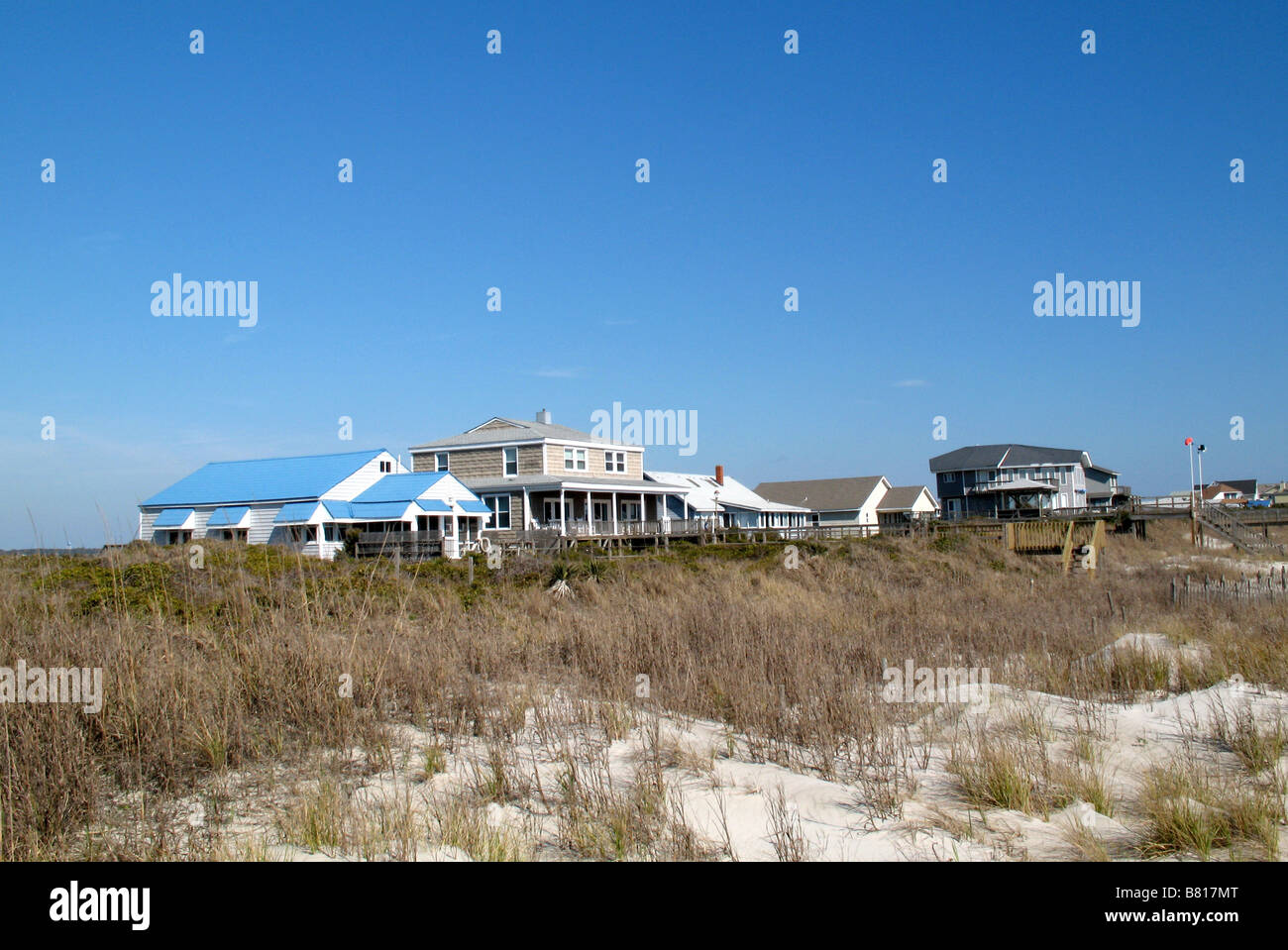SAND DUNE HOUSES CASWELL BEACH BRUNSWICK COUNTY NORTH CAROLINA USA 06