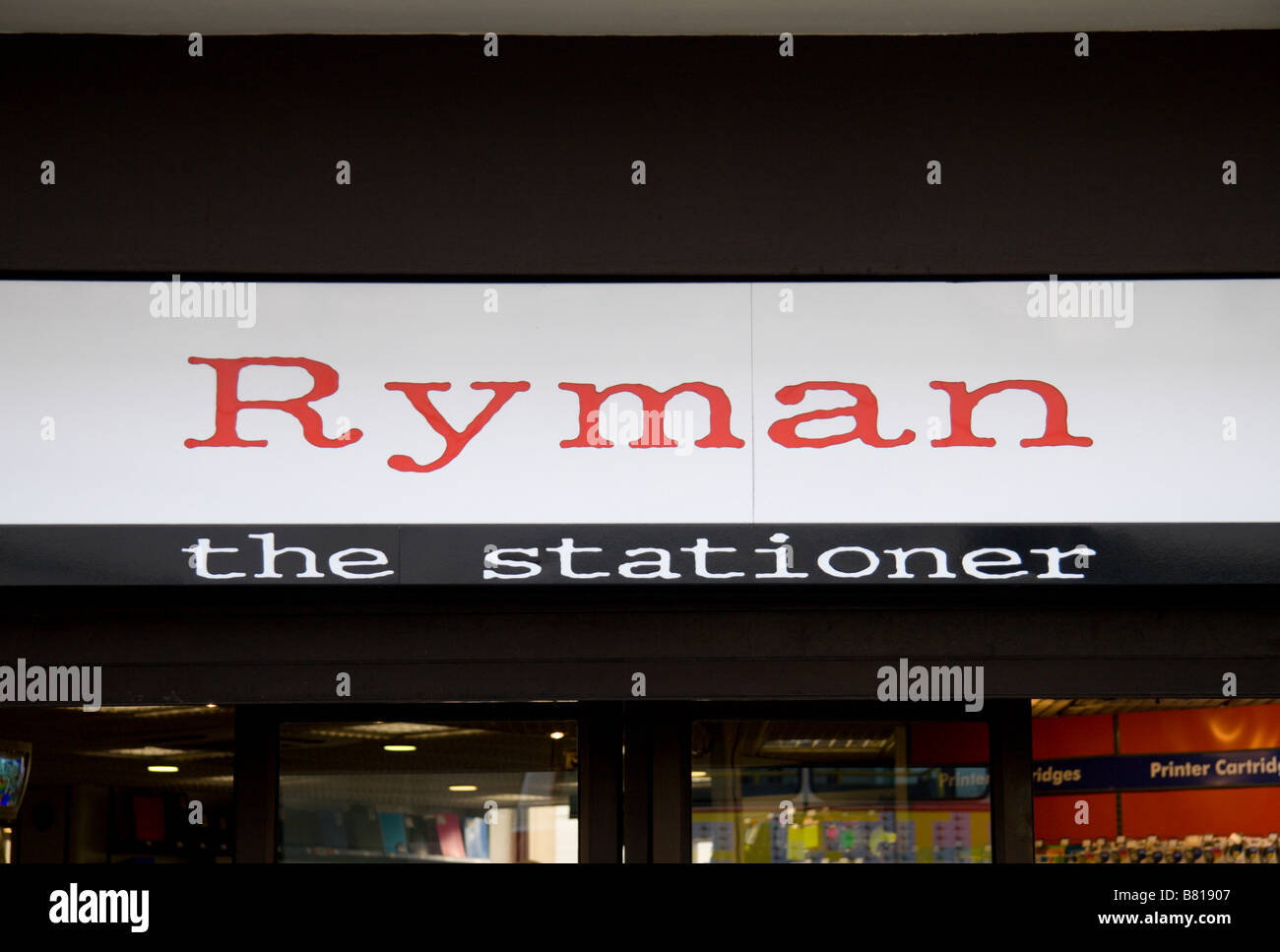 A shop sign above the Rymans stationery shop on Baker Street, London. Jan 2009 Stock Photo
