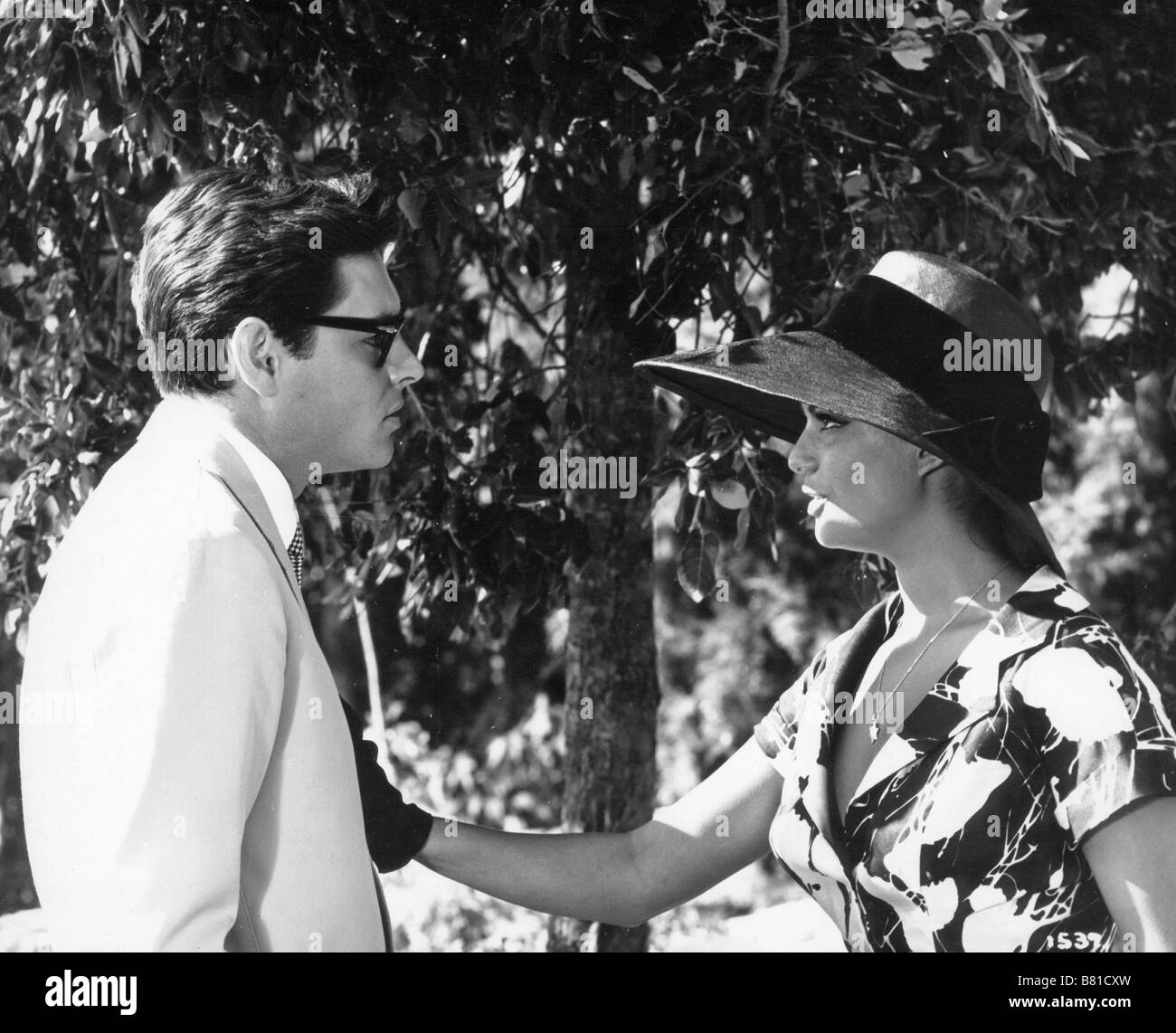 Vaghe stelle dell'Orsa...  Sandra Year: 1965 - Italy Claudia Cardinale , Jean Sorel  Director: Luchino Visconti Stock Photo