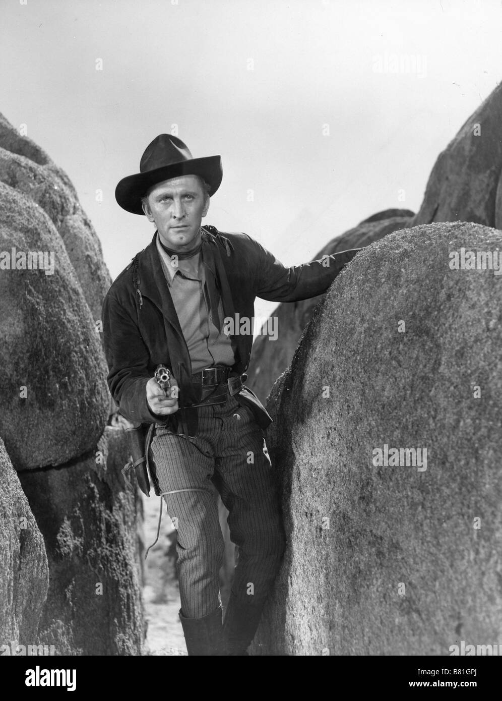 Along the Great Divide Year: 1951 USA Kirk Douglas Director: Raoul