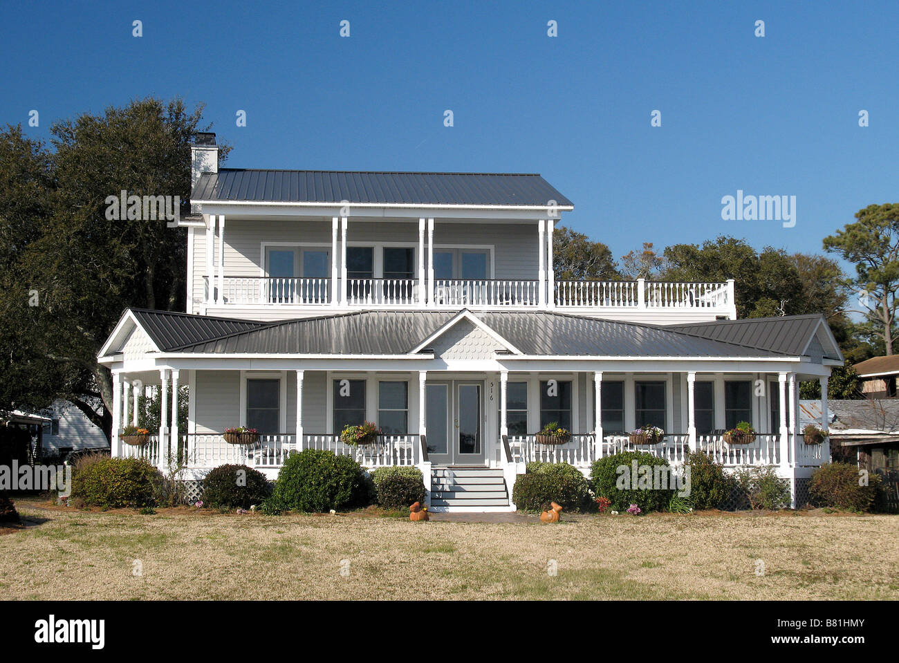 WATERFRONT HOUSE SOUTHPORT BRUNSWICK COUNTY NORTH CAROLINA USA 06/03
