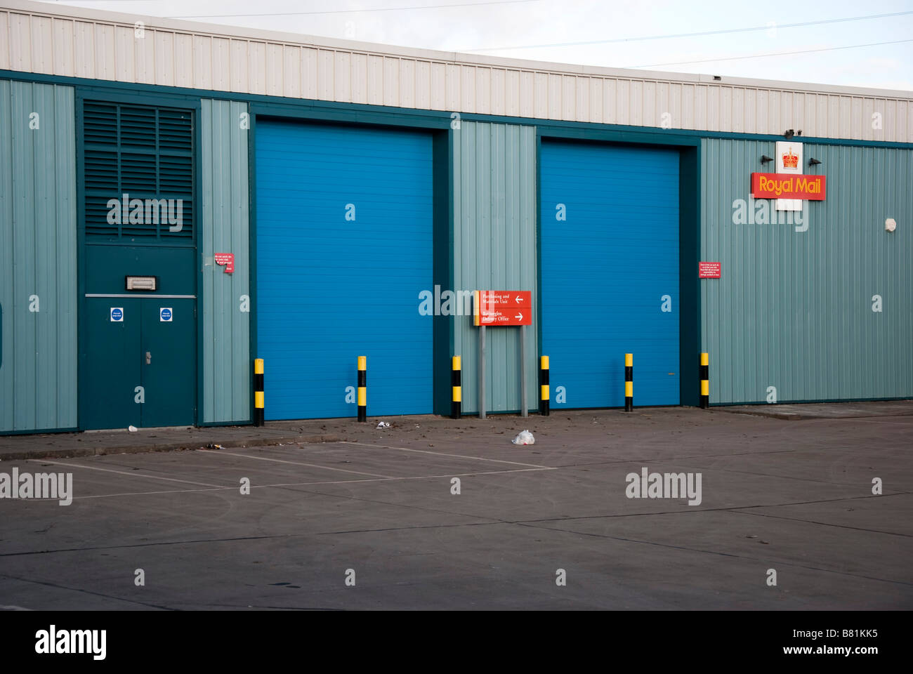 Rutherglen Delivery Office Glasgow Stock Photo Alamy