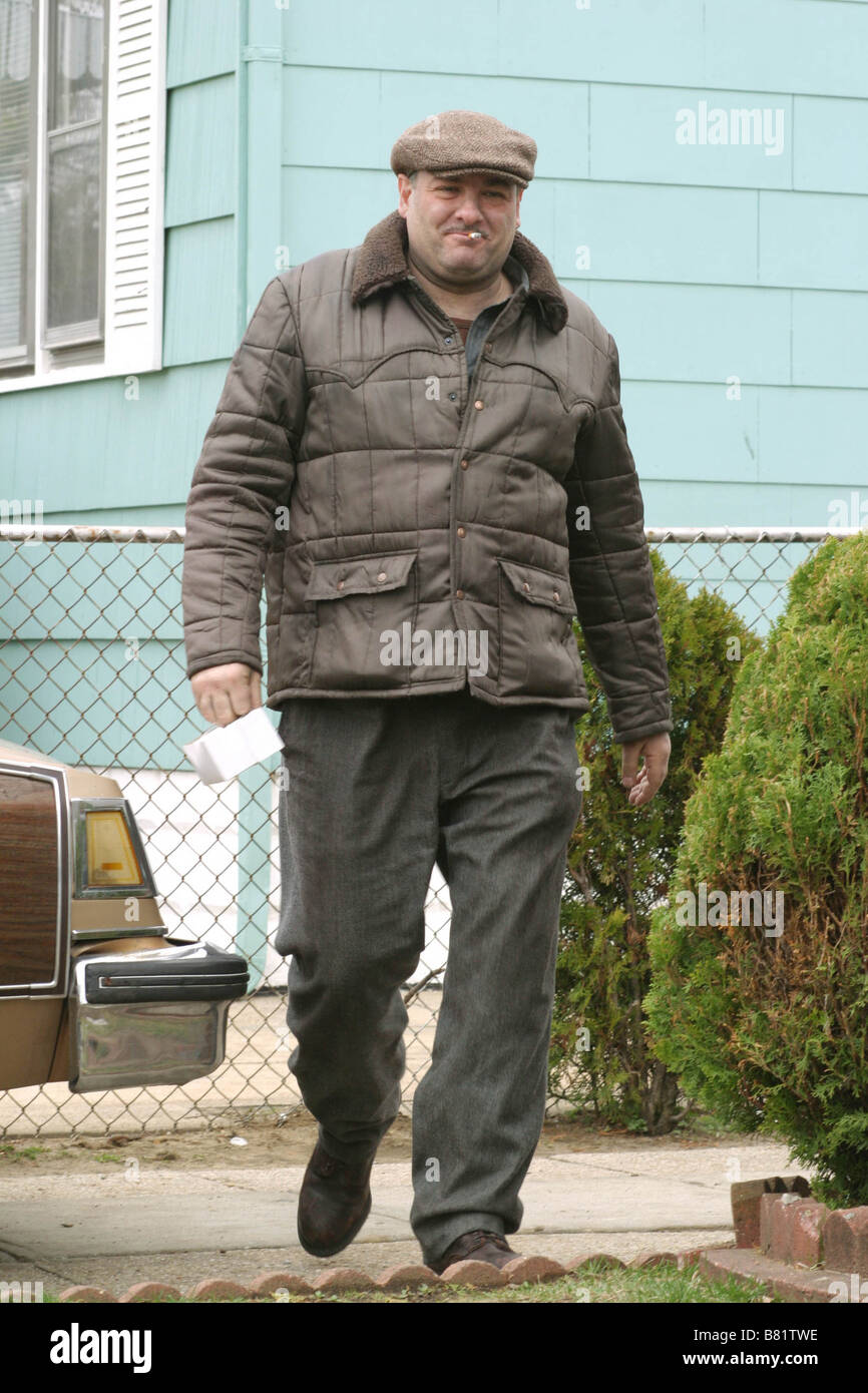 did james gandolfini smoke cigarettes Gandolfini james hi-res stock photography and images