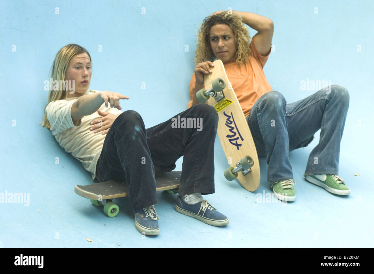 Lords of Dogtown Year: 2005 USA John Robinson, Victor Rasuk Director:  Catherine Hardwicke Stock Photo - Alamy