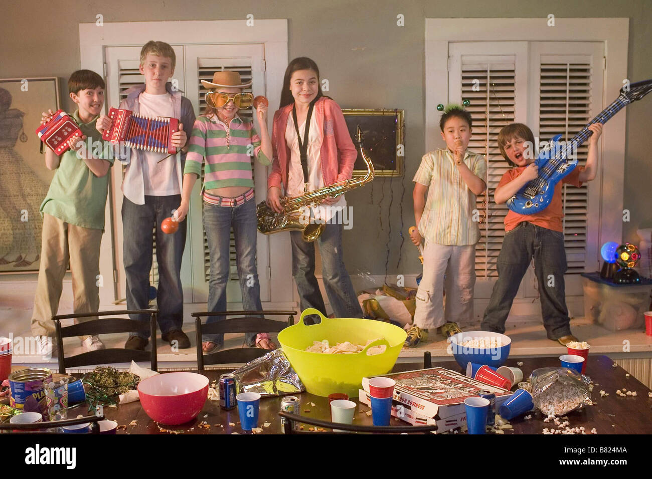 Une Famille 2 en 1 Yours, Mine and Ours / Une Famille deux en un Stock