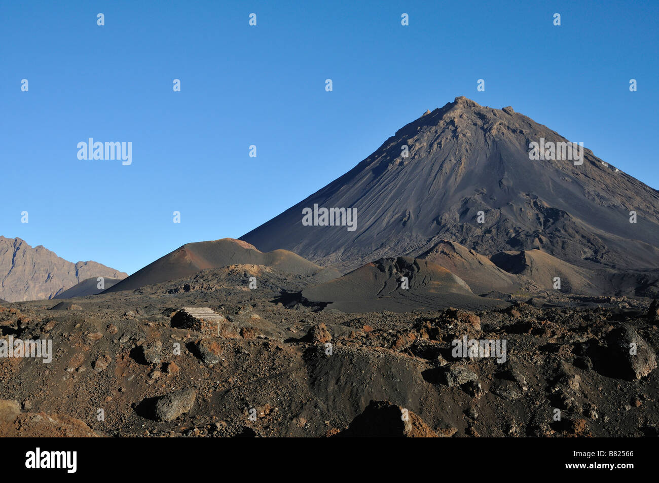 Pico do fogo hi-res stock photography and images - Alamy
