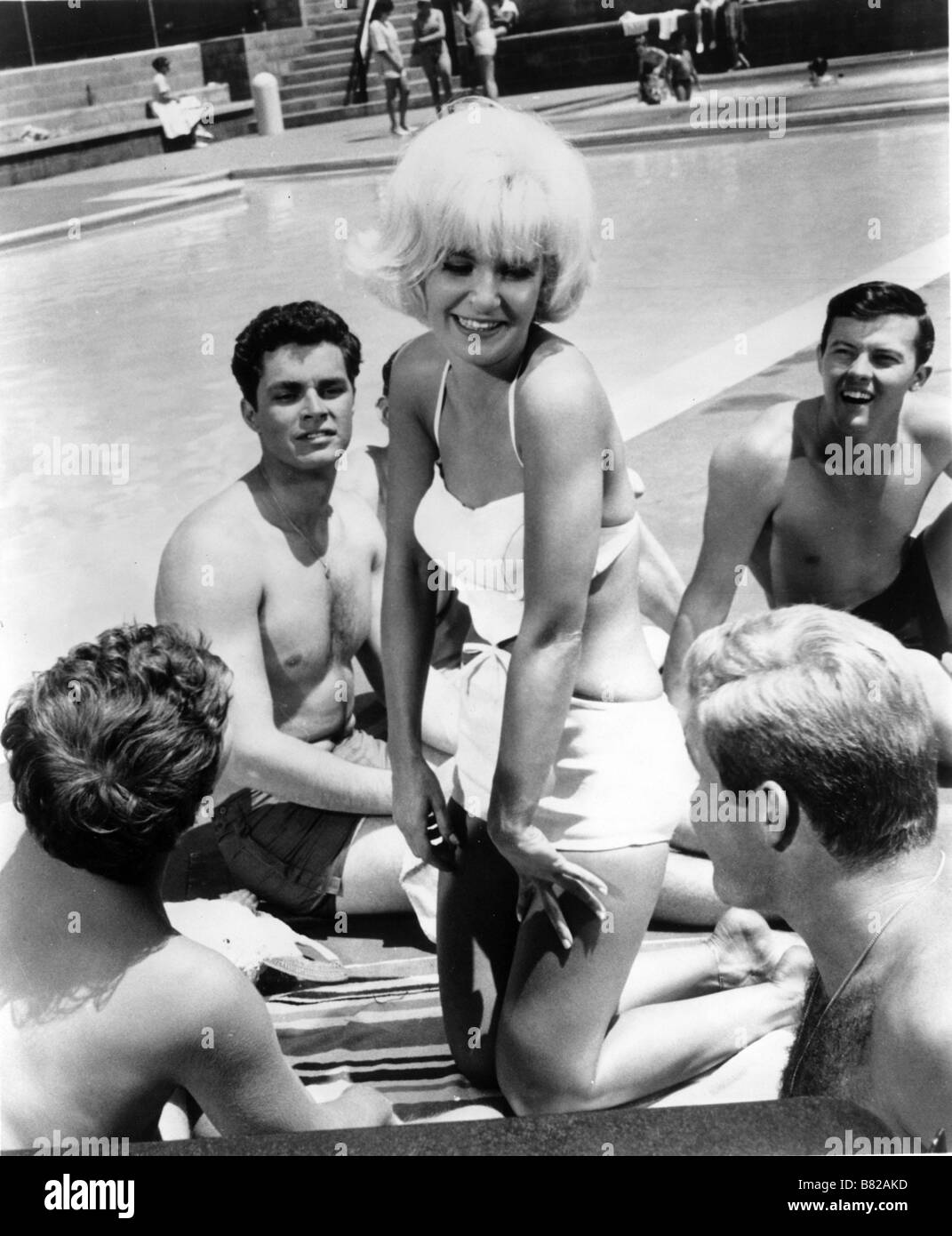 ass-joanna-woodward-bikini-pics-slow