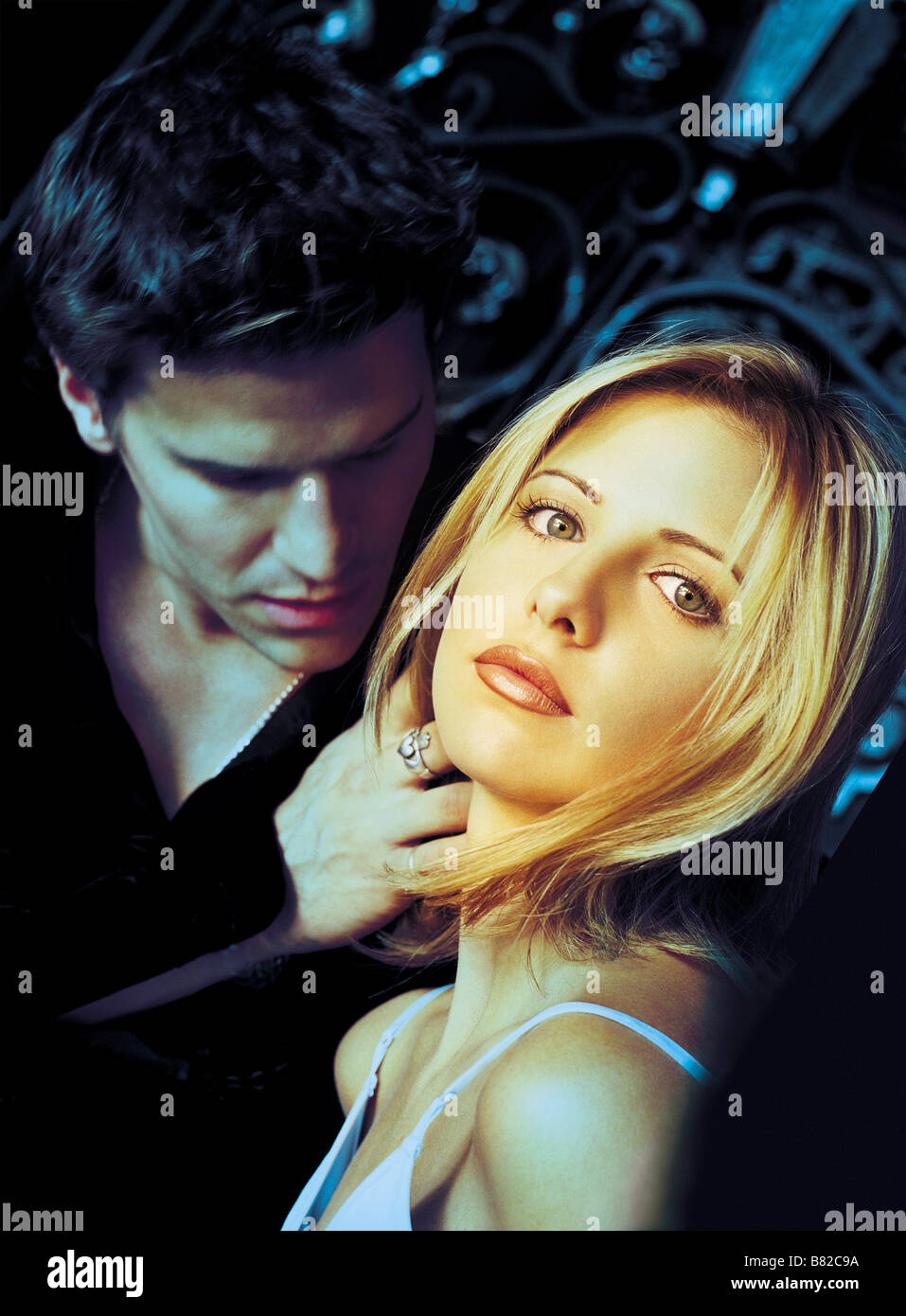 Buffy the Vampire Slayer  TV-Series 1997-2003 USA Created by Joss Whedon 1998 Season 2 David Boreanaz , Sarah Michelle Gellar Stock Photo