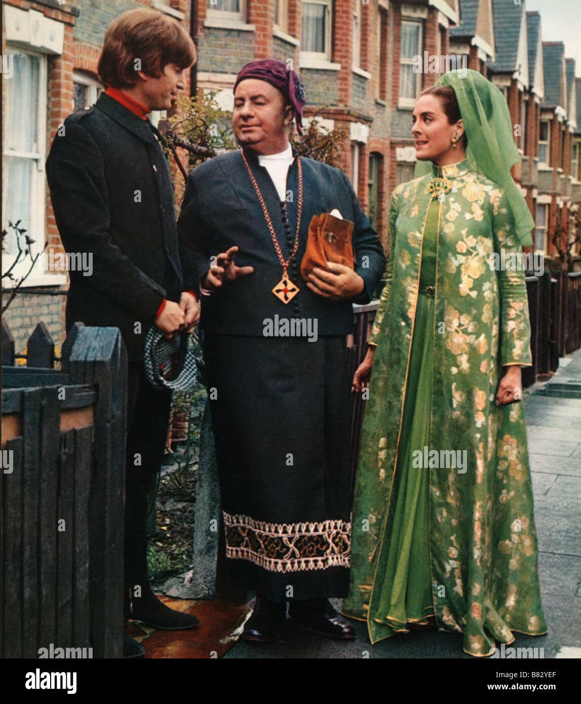 Help! Year: 1965 - UK John Lennon, Leo McKern, Eleanor Bron, The Beatles  Director: Richard Lester Stock Photo - Alamy