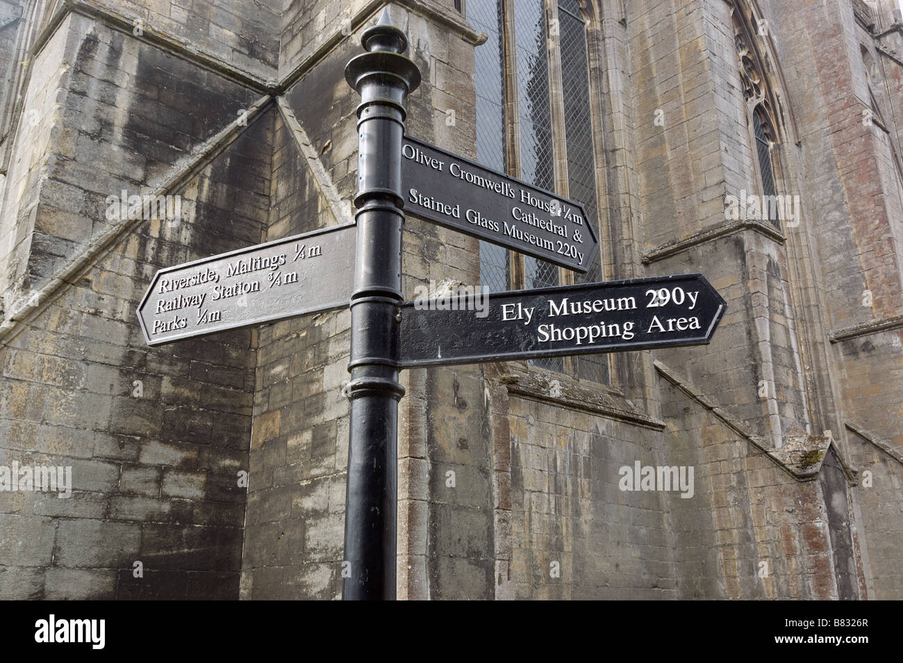 A tourist sign in Ely pointing to Oliver Cromwells House and Ely Museum Stock Photo