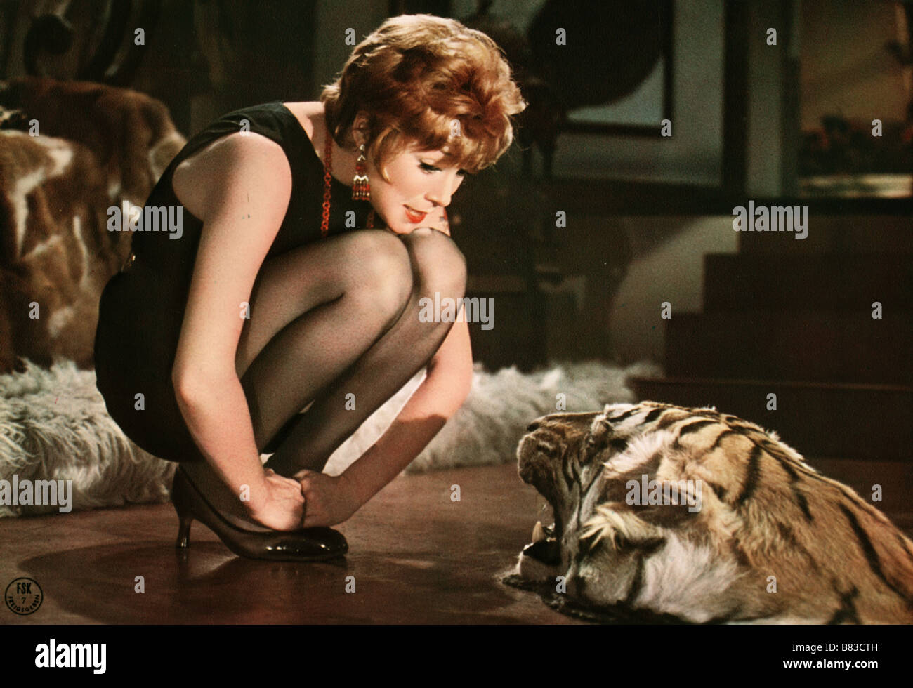 Shirley maclaine sweet charity hi-res stock photography and images