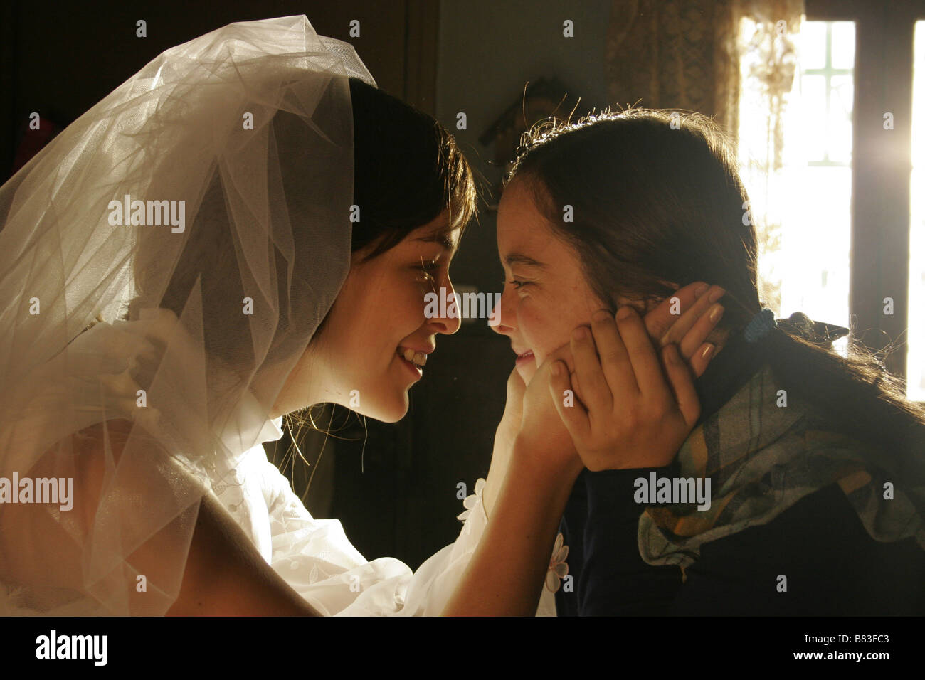 Vida y color Vida y color (2005) Spain Silvia Abascal, Natalia Abascal ...