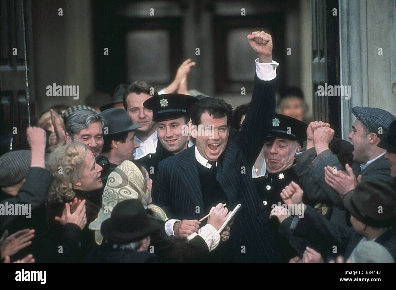 Evelyn 2002 pierce brosnan hires stock photography and images Alamy