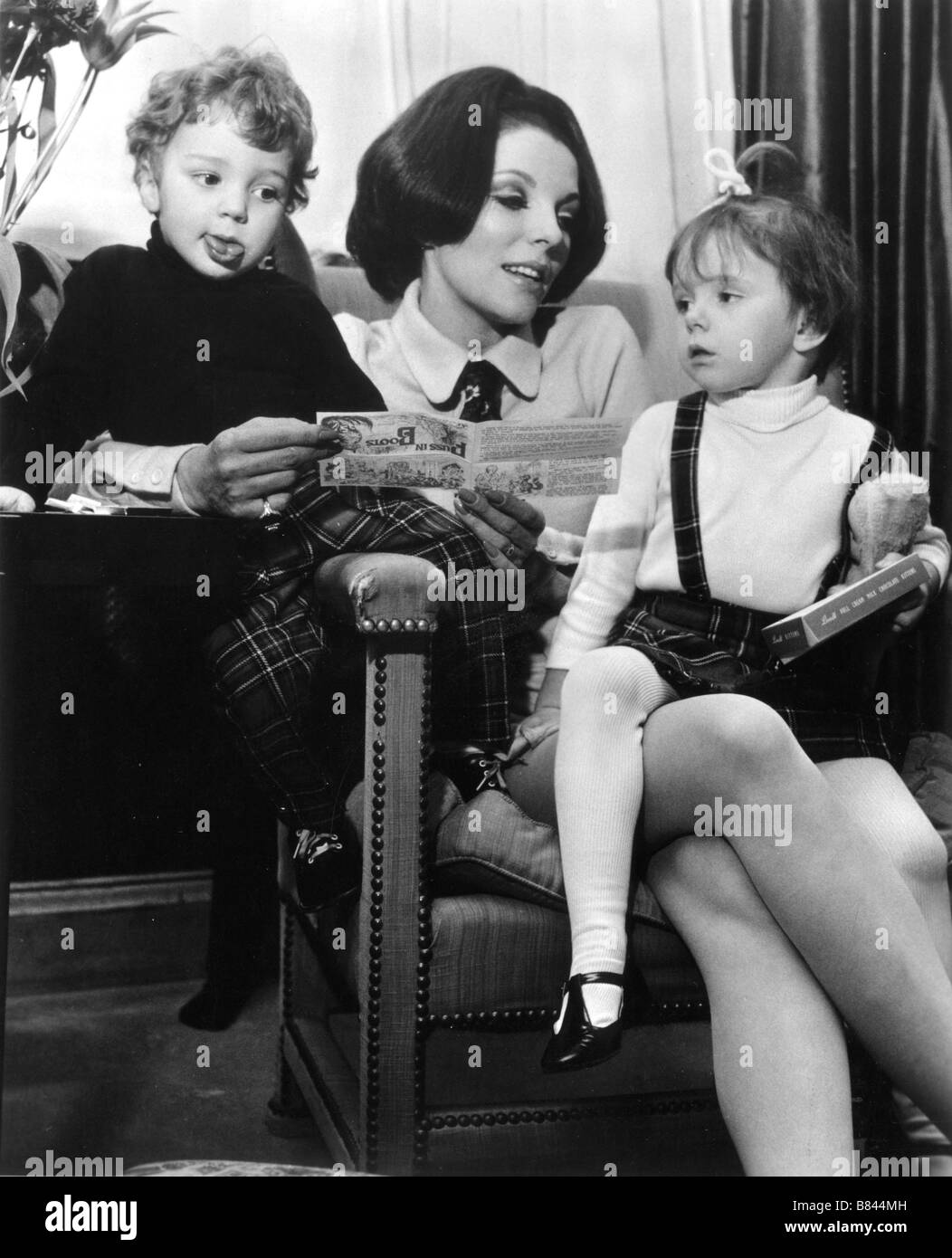 Joan Collins Joan Collins Joan Collins, Alexander Newley  Year: son -, Tara Newley  Year: Daughter - Circa 1968 Stock Photo