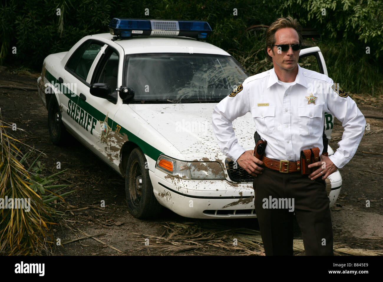 Invasion (tv) Invasion (2005)TVSeries 20052006 USA William Fichtner