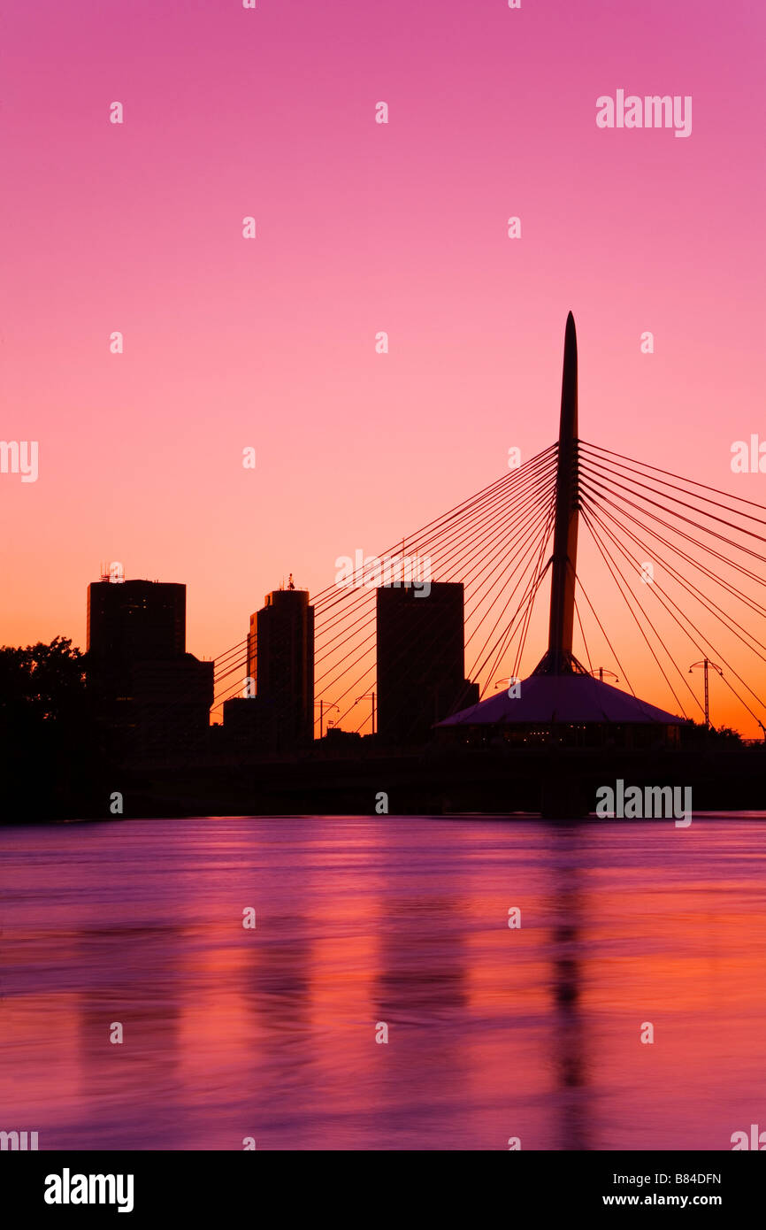 Esplanade Riel bridge, Red River, Winnipeg, Manitoba, Canada Stock ...