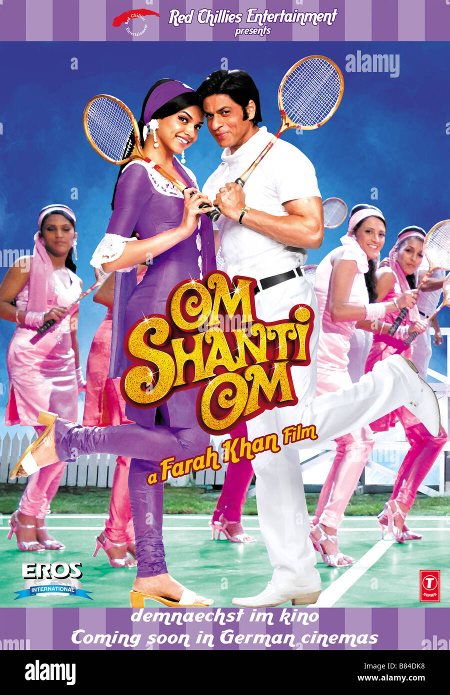 Om Shanti Om O.S.O. Year: 2007 - India Affiche / Poster Deepika Padukone,  Shahrukh Khan Director: Farah Khan Stock Photo - Alamy