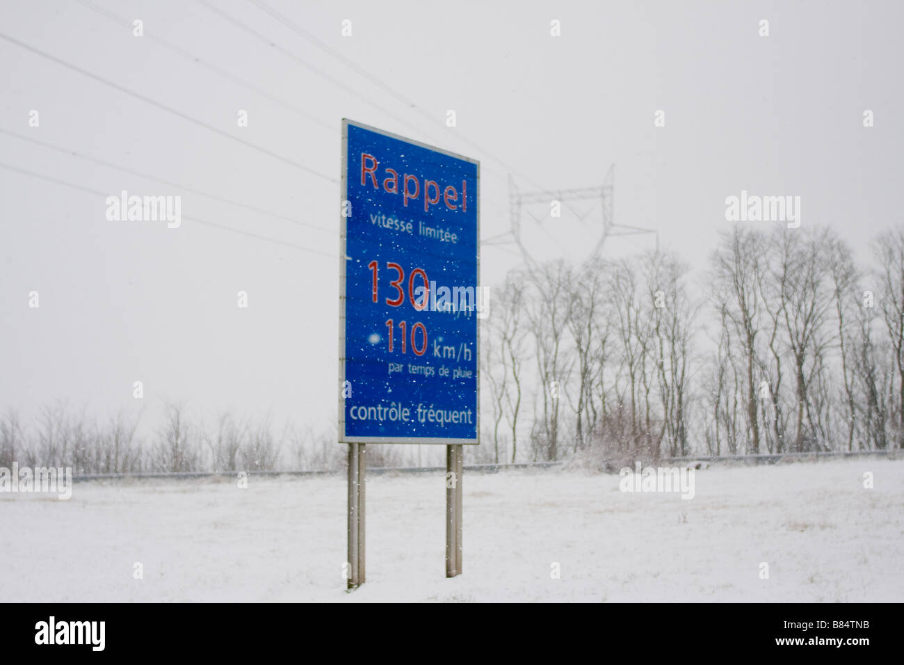 Chasse neige hi-res stock photography and images - Alamy