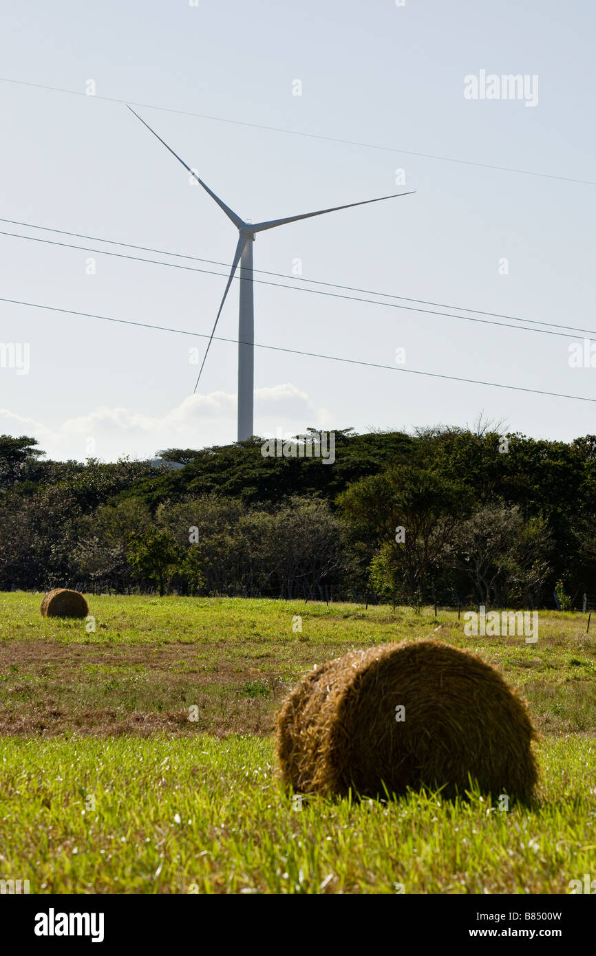 Giromill wind turbine hi-res stock photography and images - Alamy