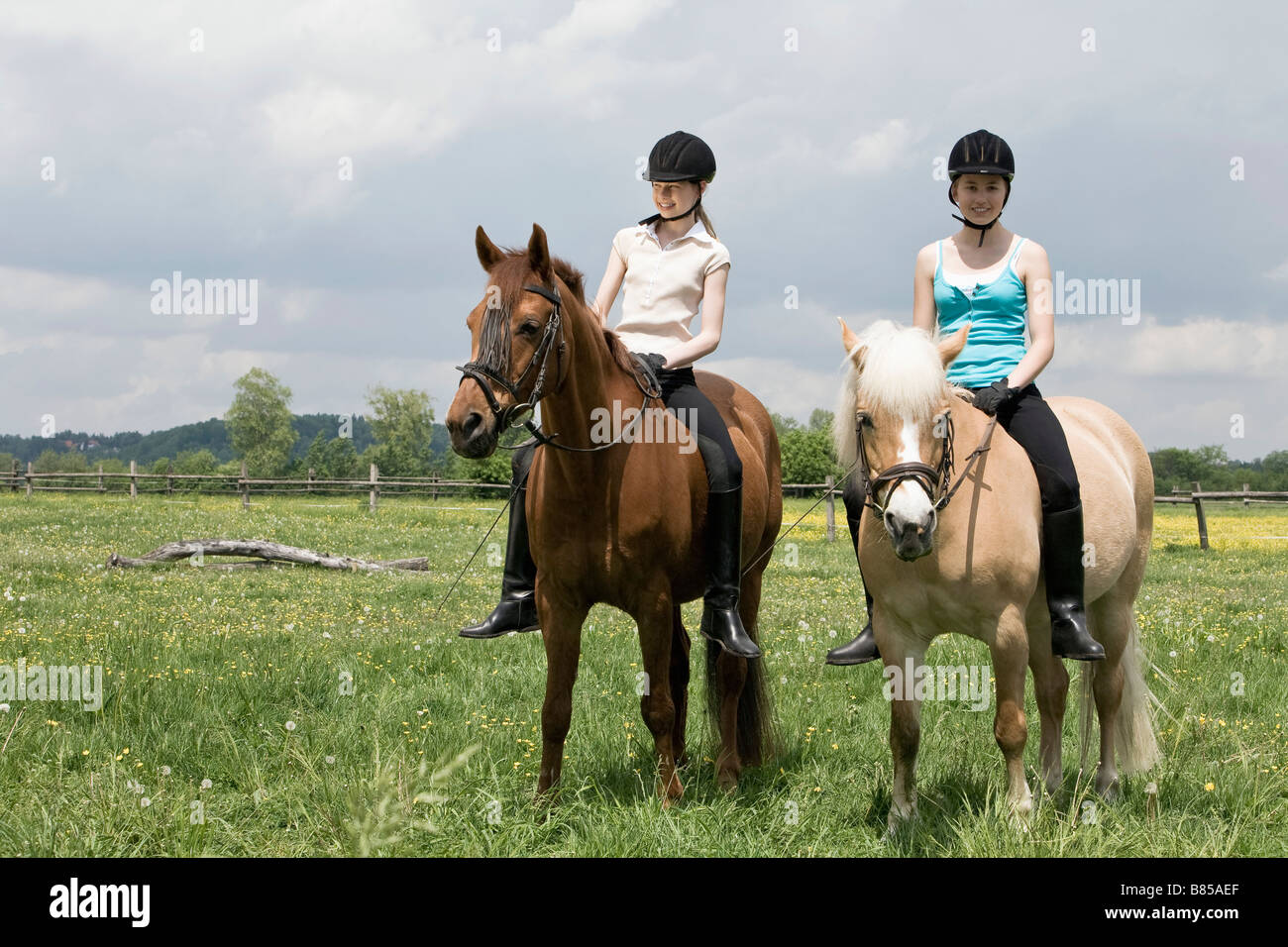 girls on horseback 