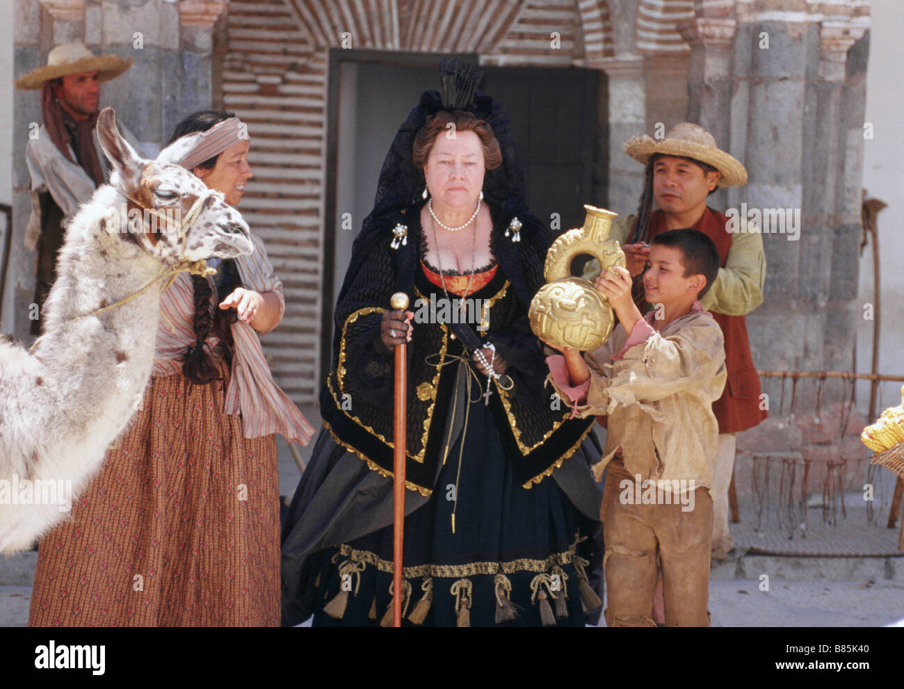 The Bridge of San Luis Rey Year: 2004 - Spain / UK / France Director: Mary McGuckian Kathy Bates Stock Photo