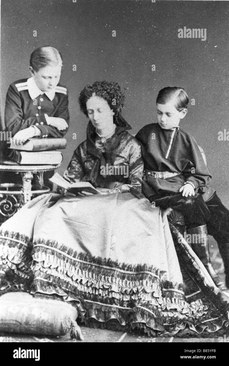 Grand Duchess Alexandra Josefovna of Russie with Grand Dukes Nicholas