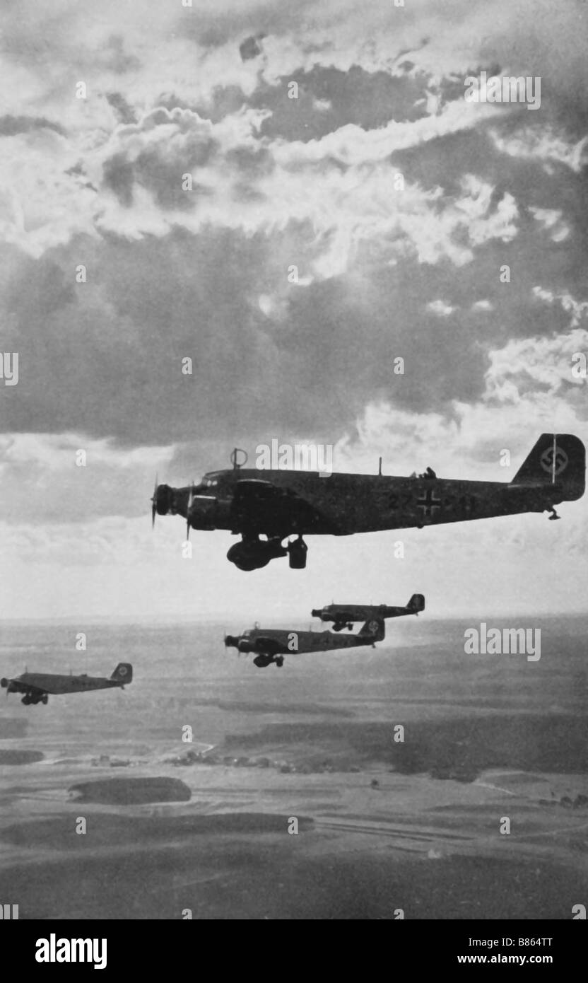 German bombers flying hi-res stock photography and images - Alamy