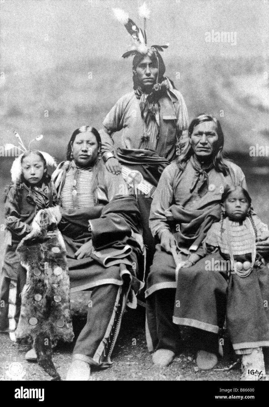 Indian family photo Black and White Stock Photos & Images - Alamy