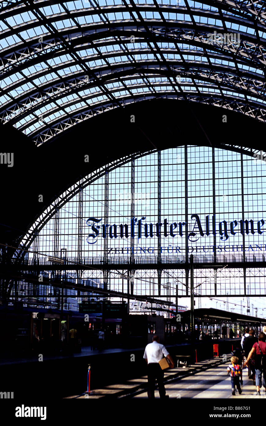 (Main) Hauptbahnhof train station- Frankfurt, Germany Stock Photo - Alamy