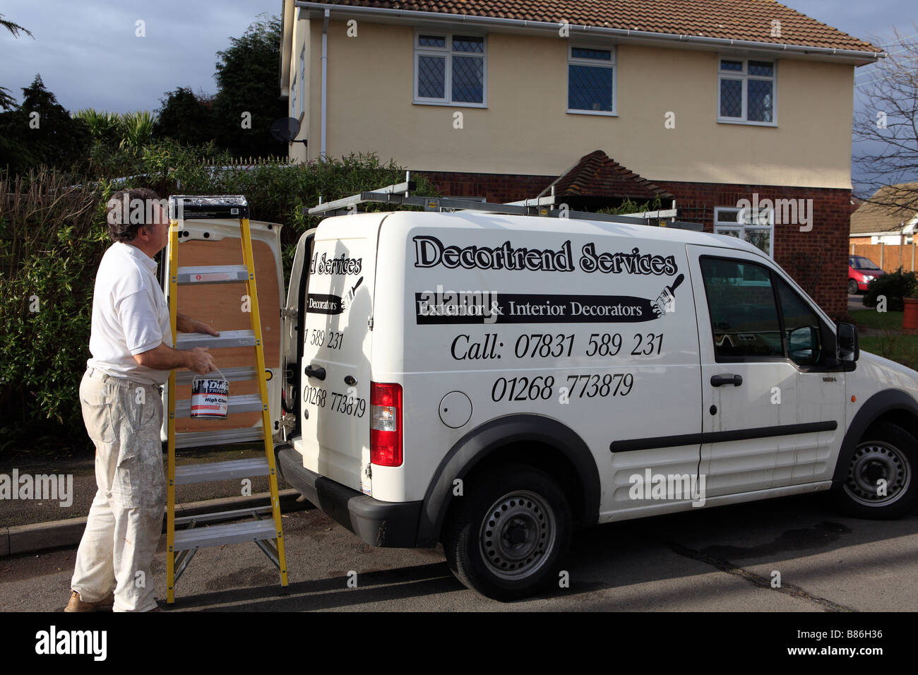 Property Maintenance in Kensington – Handyman or Painting & Decorating