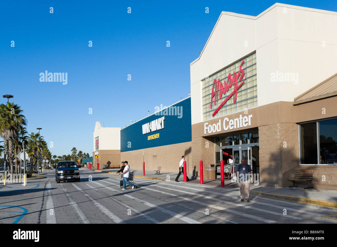 Wal Mart Supercenter, Haines City, Central Florida, USA Stock Photo
