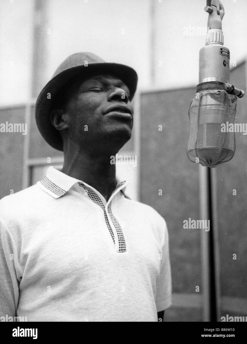 Nat King Cole Nat King Cole Nat King Cole Circa 1955 Stock Photo Alamy