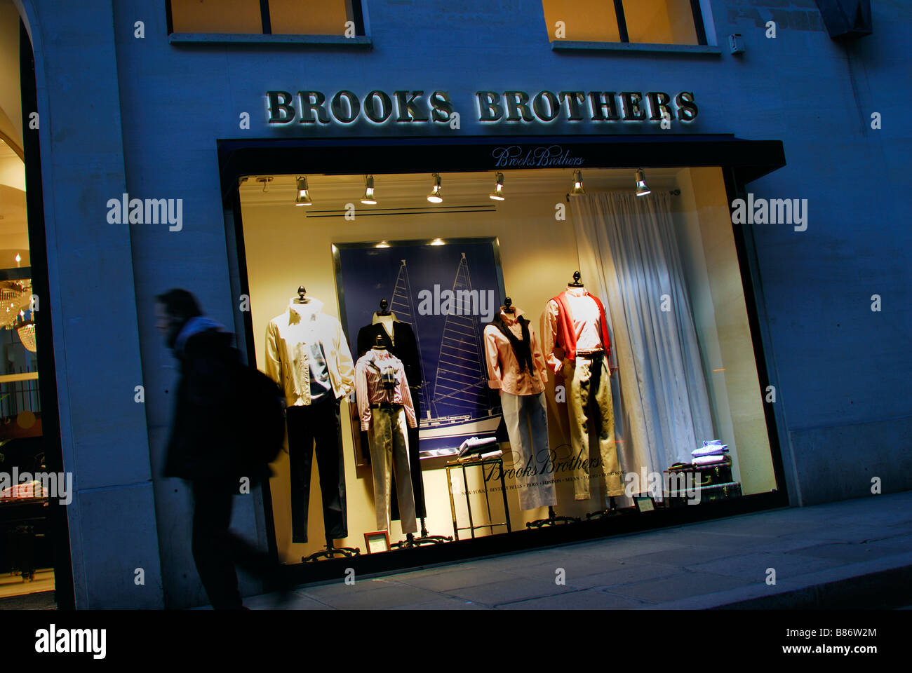 Paris France, Luxury Shopping Street Scene "Rue Saint Honore" "Brooks  Brothers" Storefront Lit up at Night, Shop Front Window Stock Photo - Alamy
