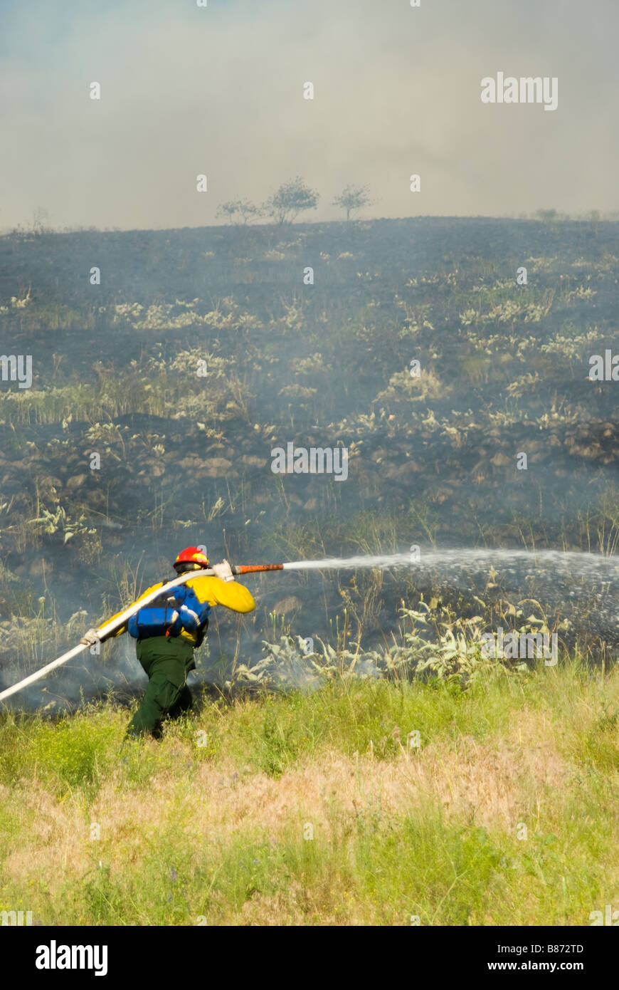 Black fire fighter hi-res stock photography and images - Alamy