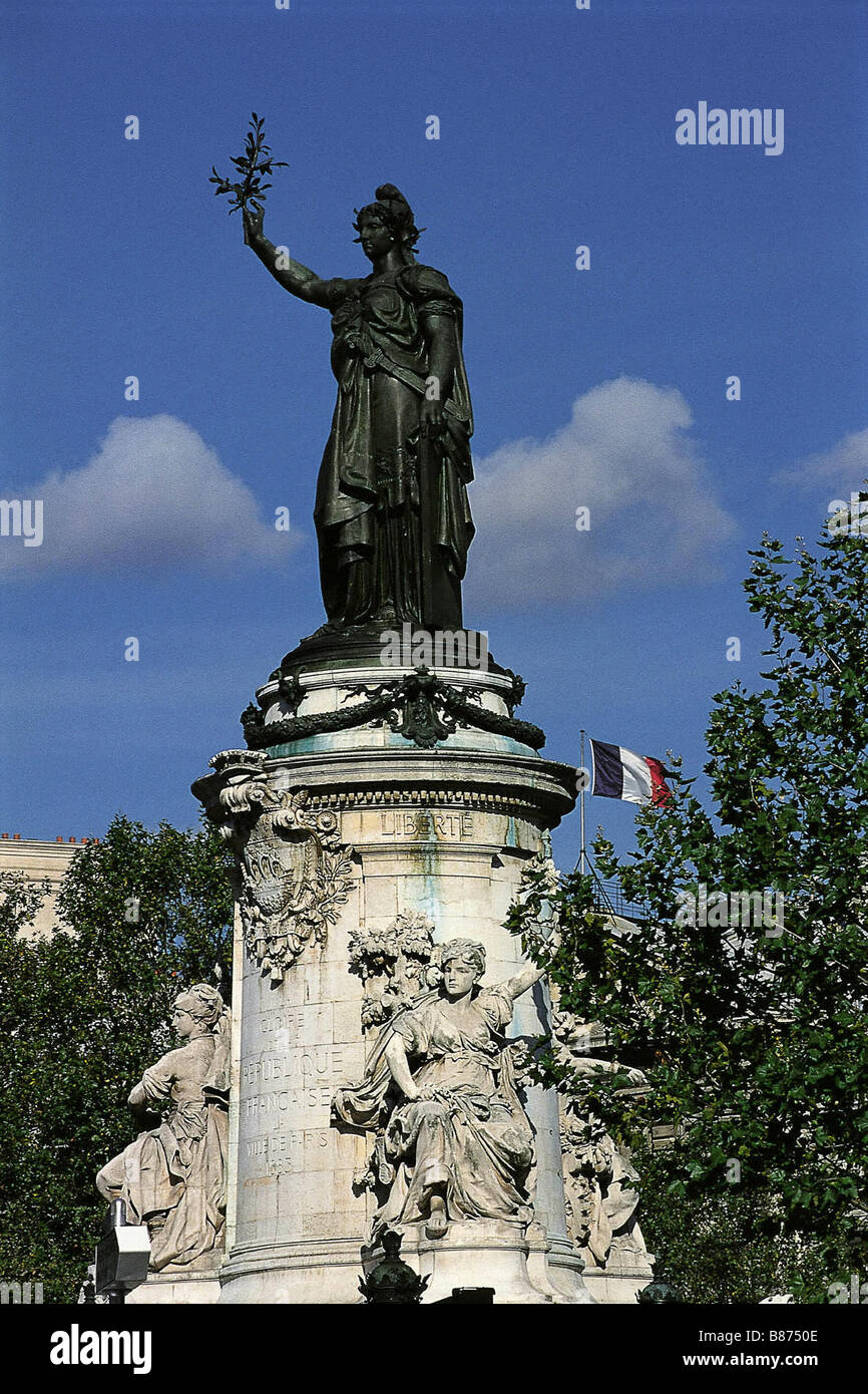 Marianne Statue Stock Photos & Marianne Statue Stock Images Alamy