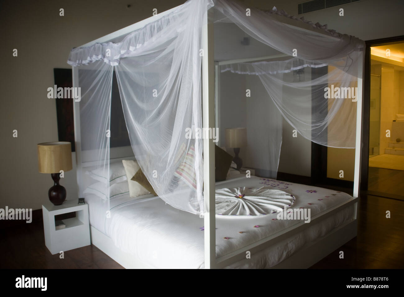 Mosquito net sri lanka hires stock photography and images Alamy