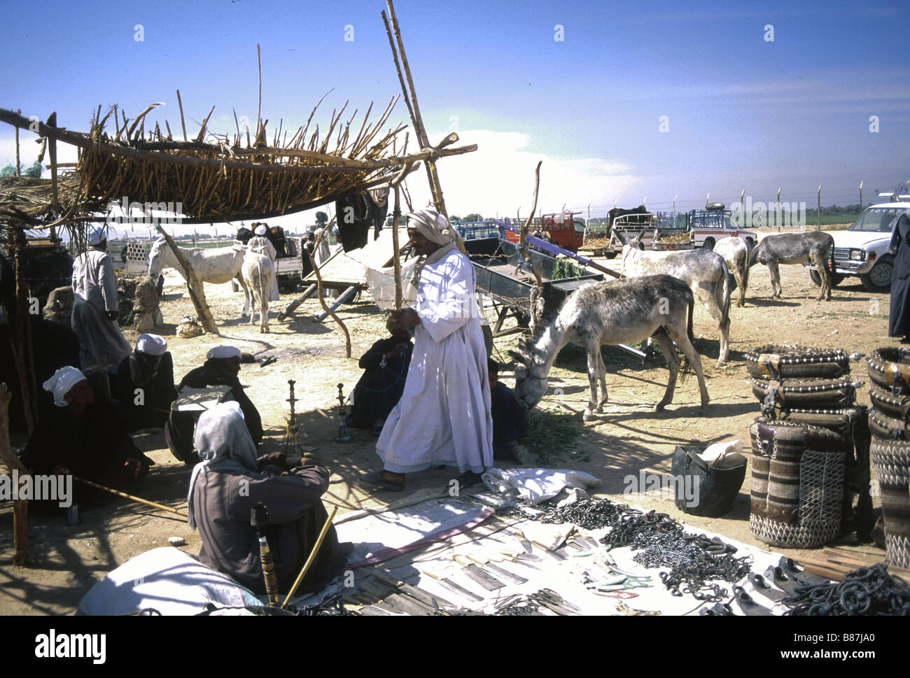 Outdoor market near luxor hi-res stock photography and images - Alamy