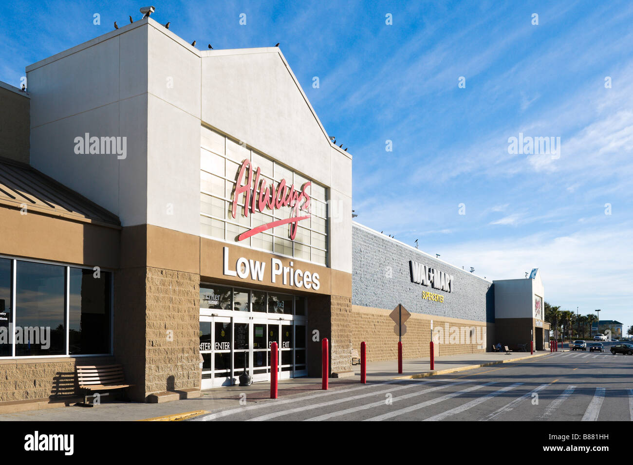 Our wal mart hi-res stock photography and images - Alamy