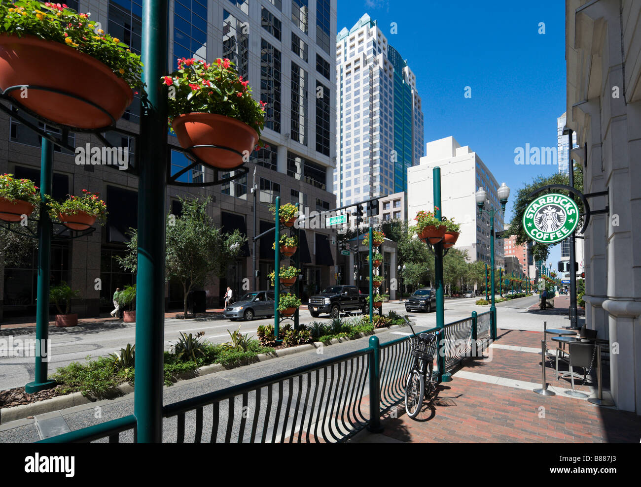Starbucks coffee shop on Orange Avenue at the intersection with Jackson Street, Business District, Downtown Orlando, Florida Stock Photo
