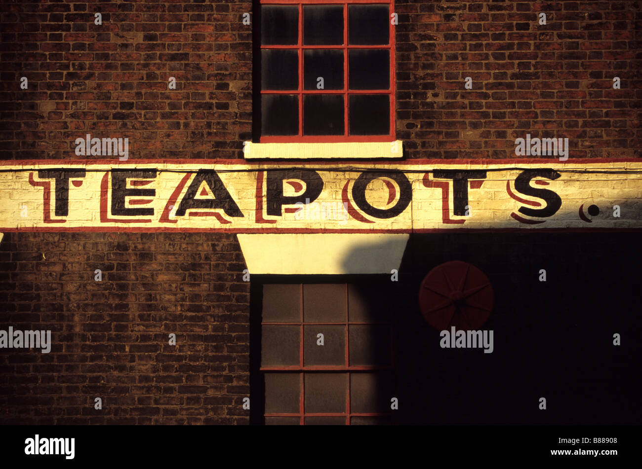 Traditional Teapot Factory In Longport StokeonTrent Stock Photo Alamy