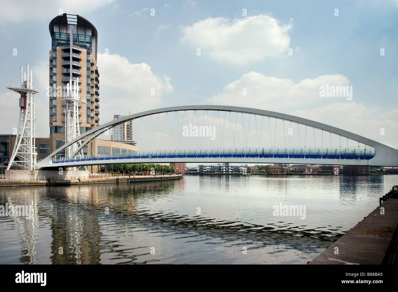 Salford Quays, The Lowry Footbridge, Manchester Stock Photo